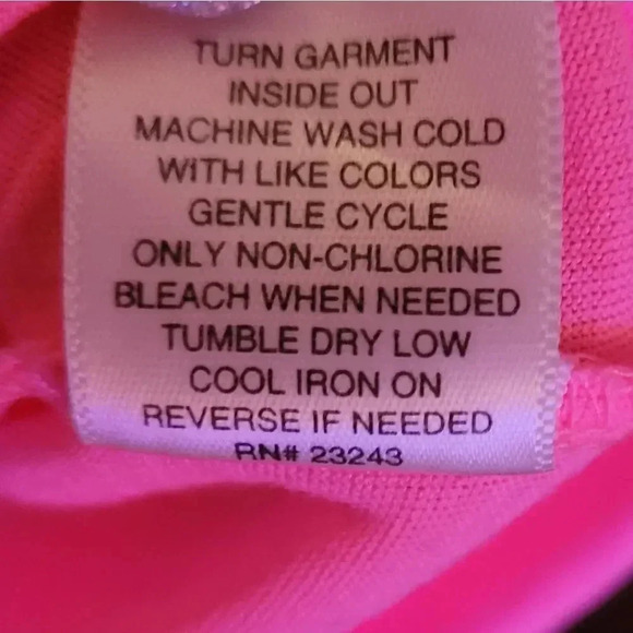 ‎Hot pink ladies top - Picture 5 of 9